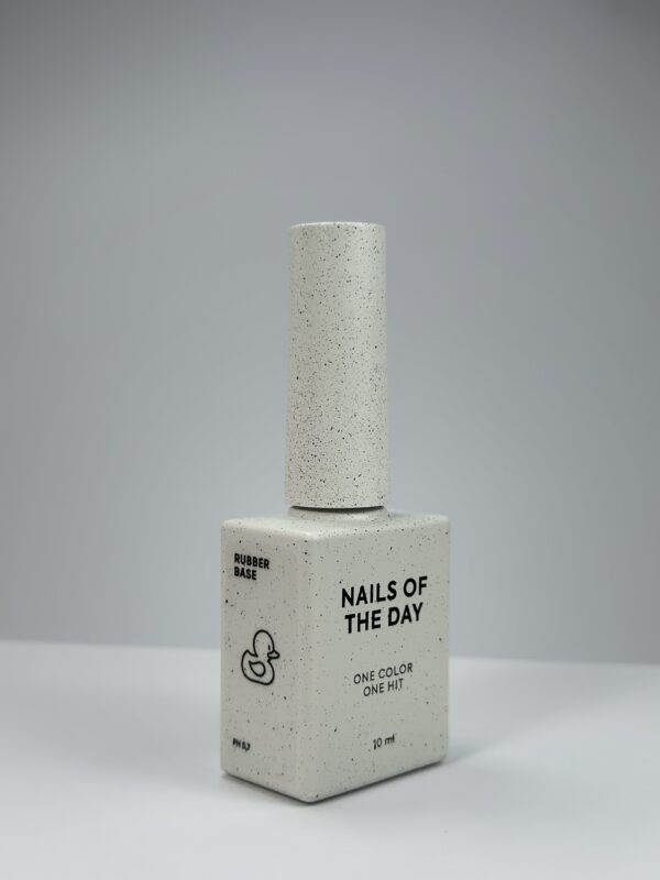 NAILSOFTHEDAY Rubber base, 10 ml