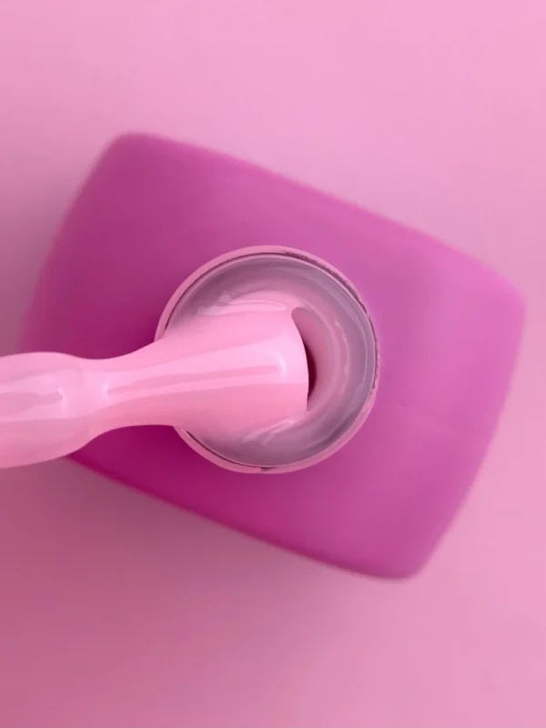 Lunamoon Cover Base No26 (13ml) - Image 4