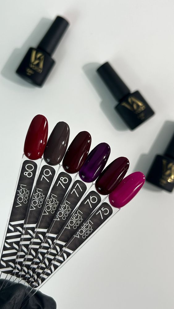Color Gel Polish VALERI 75, 6 ml obrázek 2 Color Gel Polish VALERI 75, 6 ml - Obrázek 2