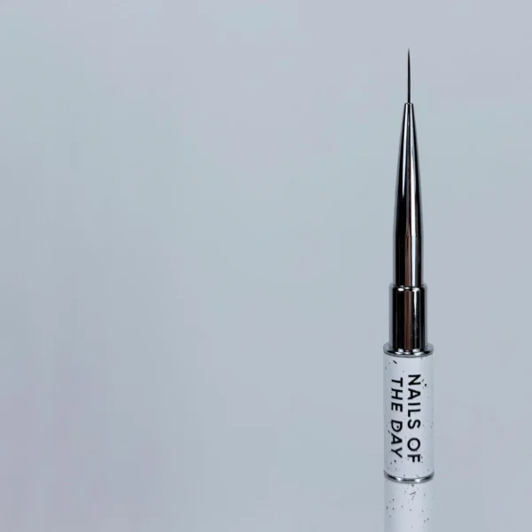 NAILSOFTHEDAY Professional Brush 2-in-1: Liner & Oval, 11 mm - Obrázek 4