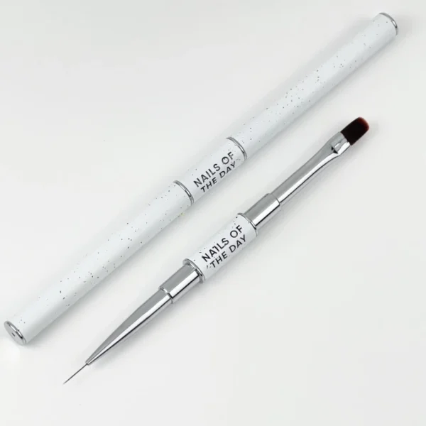 NAILSOFTHEDAY Professional Brush 2-in-1: Liner & Oval, 11 mm - Obrázek 2