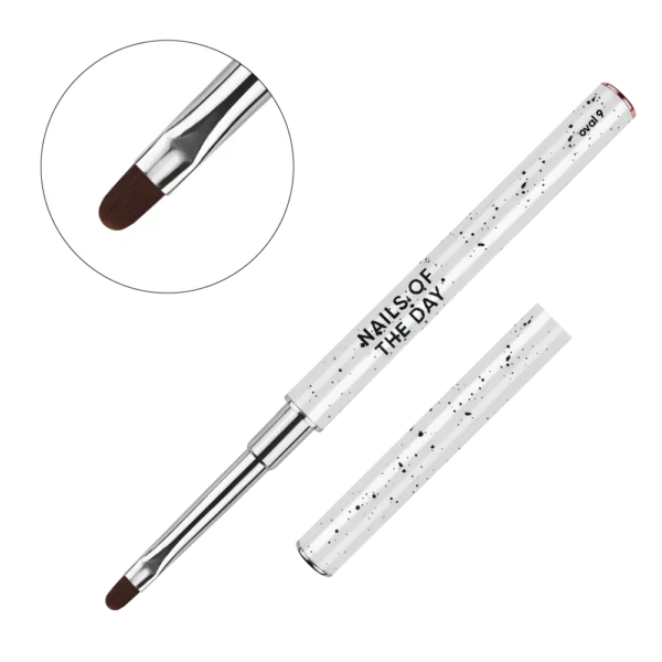 NAILSOFTHEDAY Professional Brush Oval, 9 mm