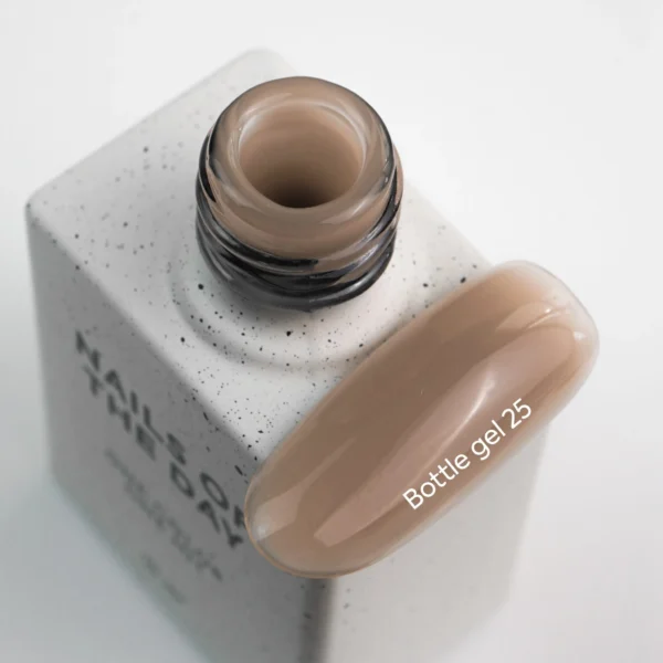NAILSOFTHEDAY Bottle gel 25, 10 ml - Obrázek 2