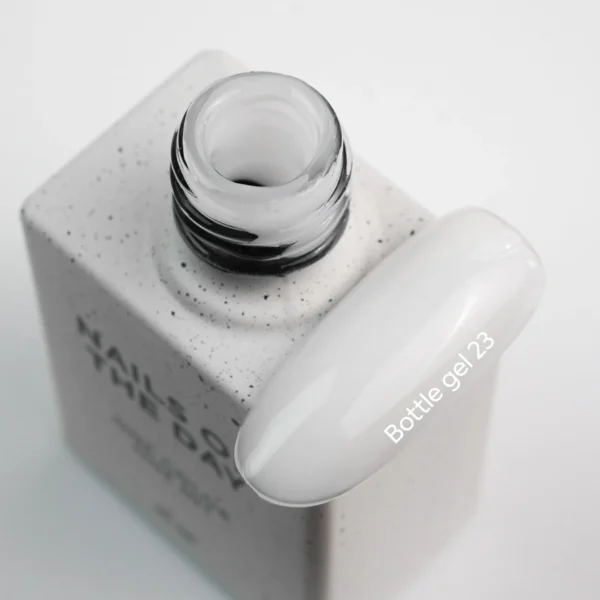 NAILSOFTHEDAY Bottle gel 23, 10 ml - Obrázek 2
