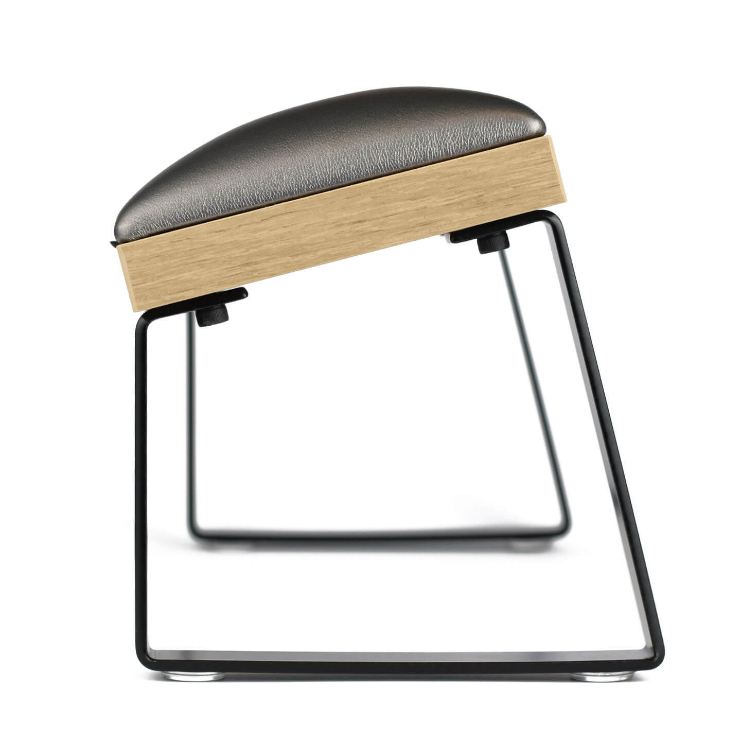 Opěrka na manikúru Loft Spenvi s nakloněnými nohami Black na hnědem podklade obrázek 3 Opěrka na manikúru Loft Spenvi s nakloněnými nohami Black na hnědem podklade - Obrázek 3