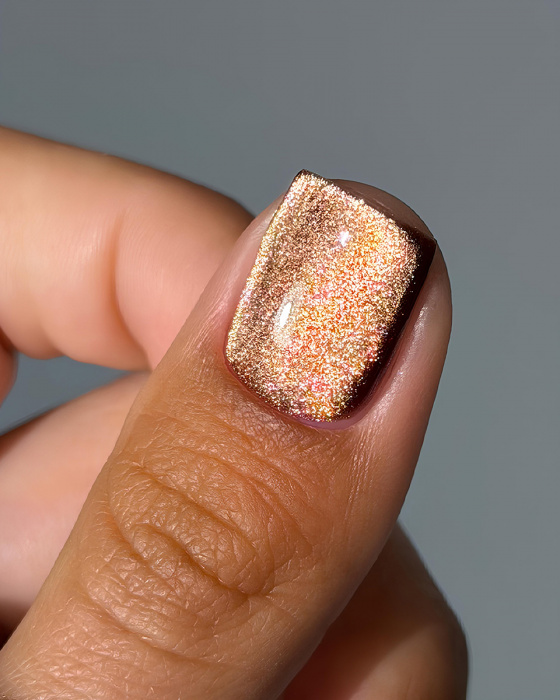 Dark gel polish Cat Eye 33, 6 ml obrázek 1 Dark gel polish Cat Eye 33, 6 ml